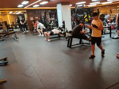 -V3游泳健身(峰明大厦店)