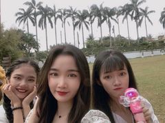 -侯臣咖啡文化村