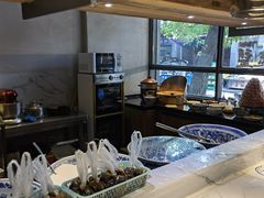自助取餐区-清真盛志望麻酱酿皮·非遗老字号