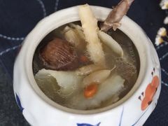 -小金鬼·煎饺·鸽子汤