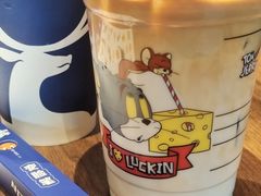 -瑞幸咖啡(大连罗斯福广场一层店)