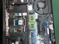 -鸿准通信科技·忠诚手机电脑维修中心(三林店)