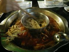 -楠柏弯休闲山庄(梨花溪店)