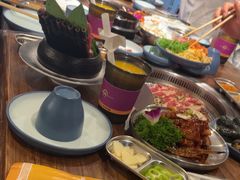 -明洞阿姨·韩式酱蟹烤肉·创意料理(三元桥店)