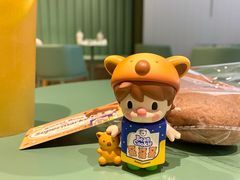 -奈雪的茶(百盛店)