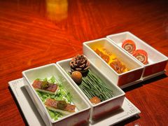 鱼子酱脆皮松板肉-解香楼(八盘岭路店)