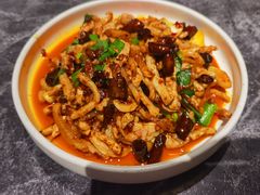 酸萝卜炒背筋-泉味道贵州厨房(三里河店)