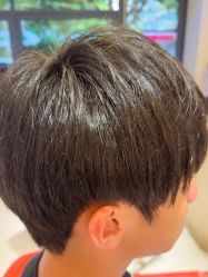 -PE SALON