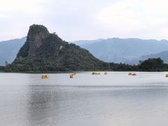-英德宝晶宫天鹅湖茶语温泉