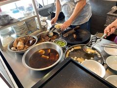 -松树干拌面店