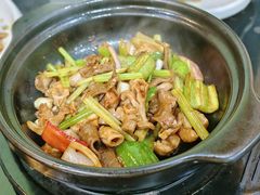 -大富蚝乌东哥饭店·石锅鱼杂·柠檬鸭(革新路店)