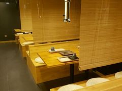 -炙忧烤肉屋(中国铁建广场店)