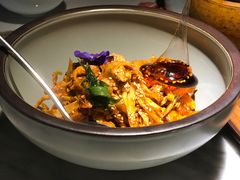 敲糖棒棒鸡-辛香汇·现炒川菜(淮海路百盛店)