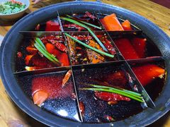 -正南齊北重庆老火锅(光华村直营店)