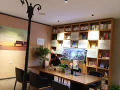 -百新书局(尚悦湾店)