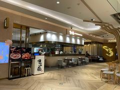 -楚山晓·湖北菜(武汉光谷K11店)
