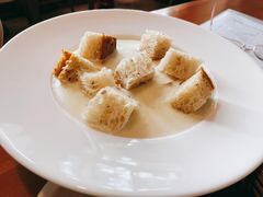 奶油蘑菇汤-雕刻时光咖啡馆(交大店)