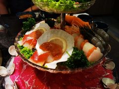 -湊湊火锅·茶憩(打浦桥日月光店)