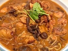 小鸡炖蘑菇-东北一家人(友谊街店)