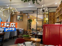 -樾餐厅泰式海鲜火锅(民歌湖店)