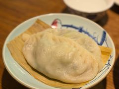 海参包子-方国老头包子·39年威海本地老字号•小船海鲜疙瘩汤