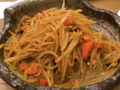 -关东小磨东北菜(上海长风大悦城店)