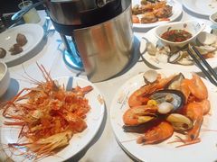 -领鲜活海鲜榴莲自助火锅(东门店)