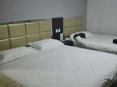 -沃德阿拉丁酒店(威海海滨南路韩乐坊店)