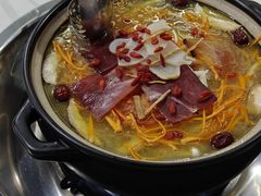 -云南印象昭通天麻火腿鸡(新疆石油花园二期店)
