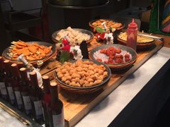 -新艺自助美食城(中山路店)