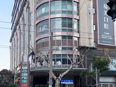 -梅龙镇广场