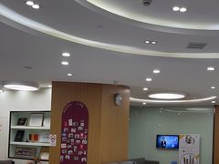 -雅悦齿科(顾村公园店)