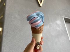 -喜茶(迪士尼小镇·平行宇宙店)