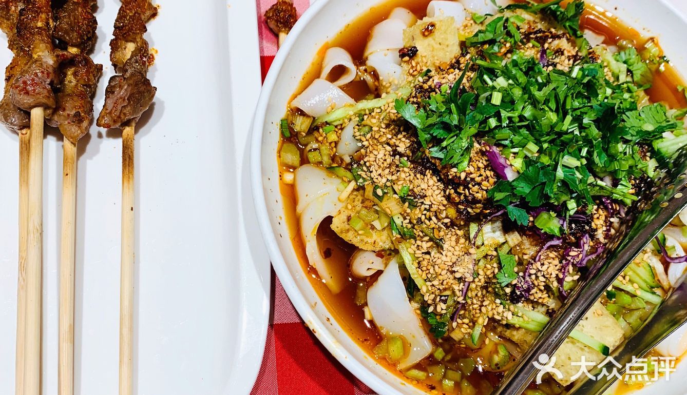 很久没去的店 没想到增加了很多菜品 各种大骨头太吸引