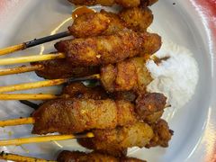 个旧小肉串甜辣-个旧正宗糖粉小肉串·烧烤