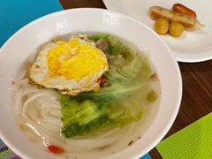 -珠海拱北口岸希尔顿欢朋酒店