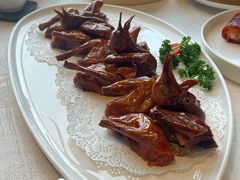 -景月阁空中食府(希尔顿酒店)