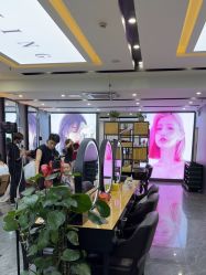 -藤野造型烫染·漂发