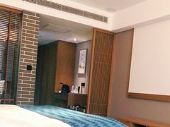 -美豪丽致酒店(西安高新区南二环丰庆公园地铁站店)
