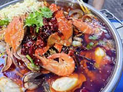 -老东镇啤酒屋海鲜加工·蒸汽海鲜·海鲜烧烤(台东店)