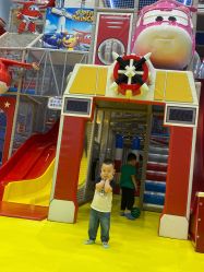 -乐多星球潮玩中心(沈阳嘉里城店)