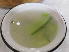 -余家庄肥肠鱼地方汤锅(银杏大道店)