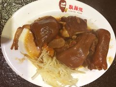 -胡须张鲁肉饭(美食文化馆店)