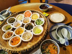 -包整·丝娃娃(一览甲秀楼风景店)