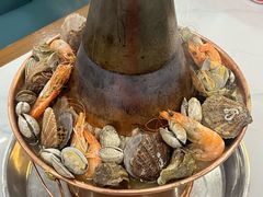 -一口猪海鲜浑锅·东北家常菜