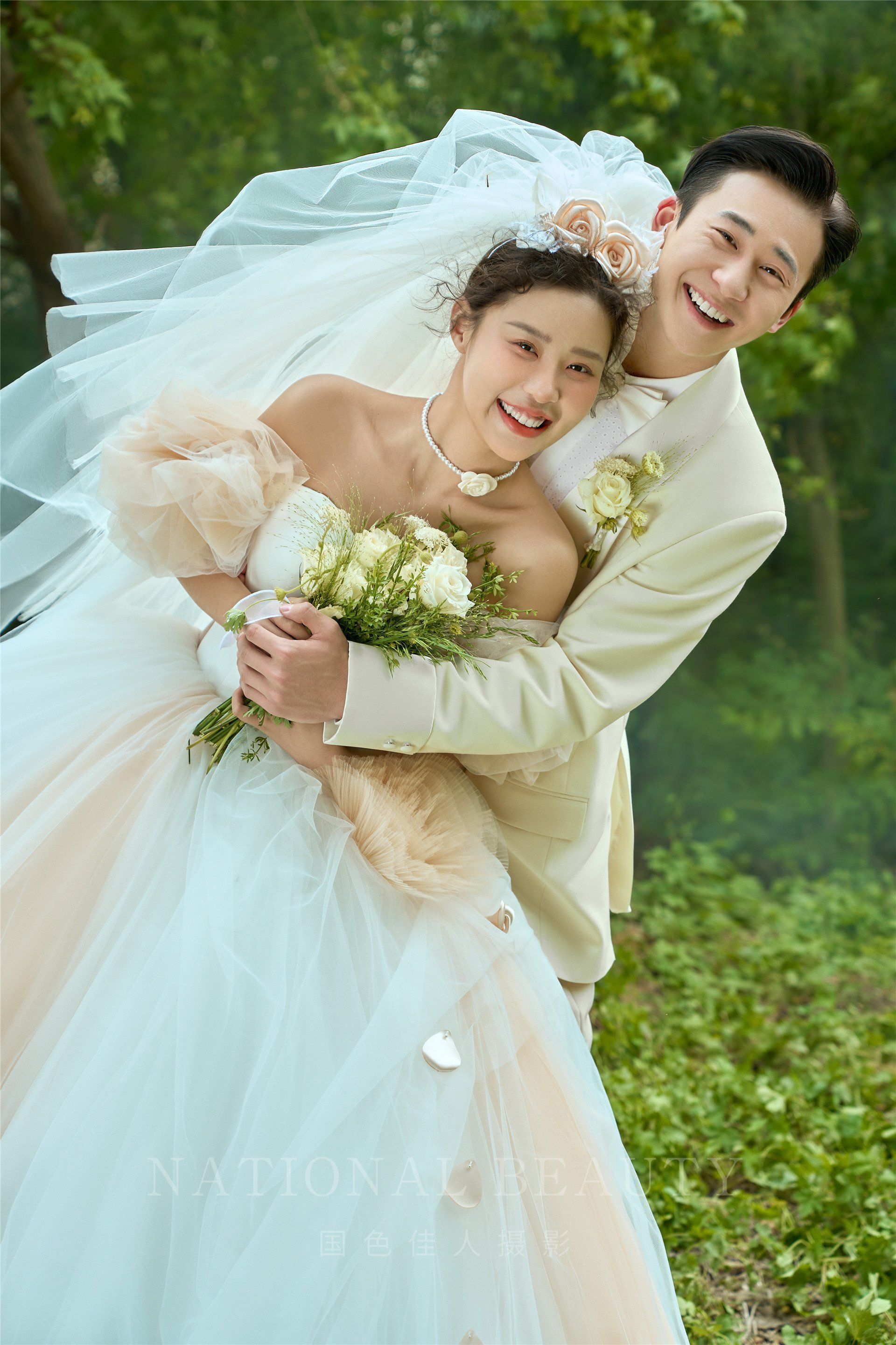 厦门婚纱照推荐| 95清新仙气的森系婚纱