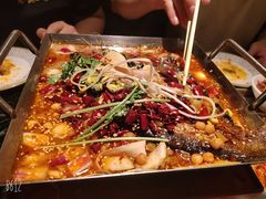 湄公烤鱼-新楚记烧烤·酒场·夺命肥肠(车公庙店)