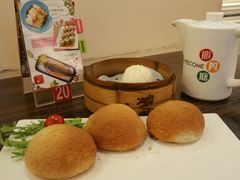 奶酥脆皮叉烧包-避风塘·老港味餐厅(虹口龙之梦店)