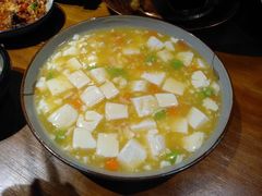 蟹黄烩豆腐-觅山云南菜(泊富ICITY店)
