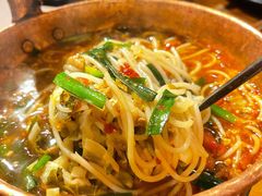 小锅米线-觅山云南菜(泊富ICITY店)